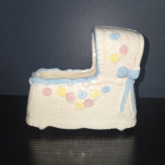 Vintage Ceramic Baby Cradle Planter Keepsake Pastel Pink Blue White And Yellow - Picture 3 of 8